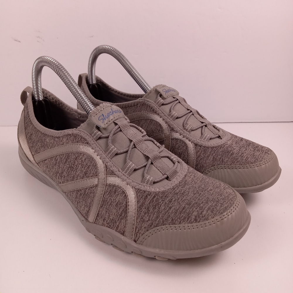 Skechers Relaxed Fit Breathe Easy Fortune Slip On Sneakers Womens 8.5 Taupe Gray